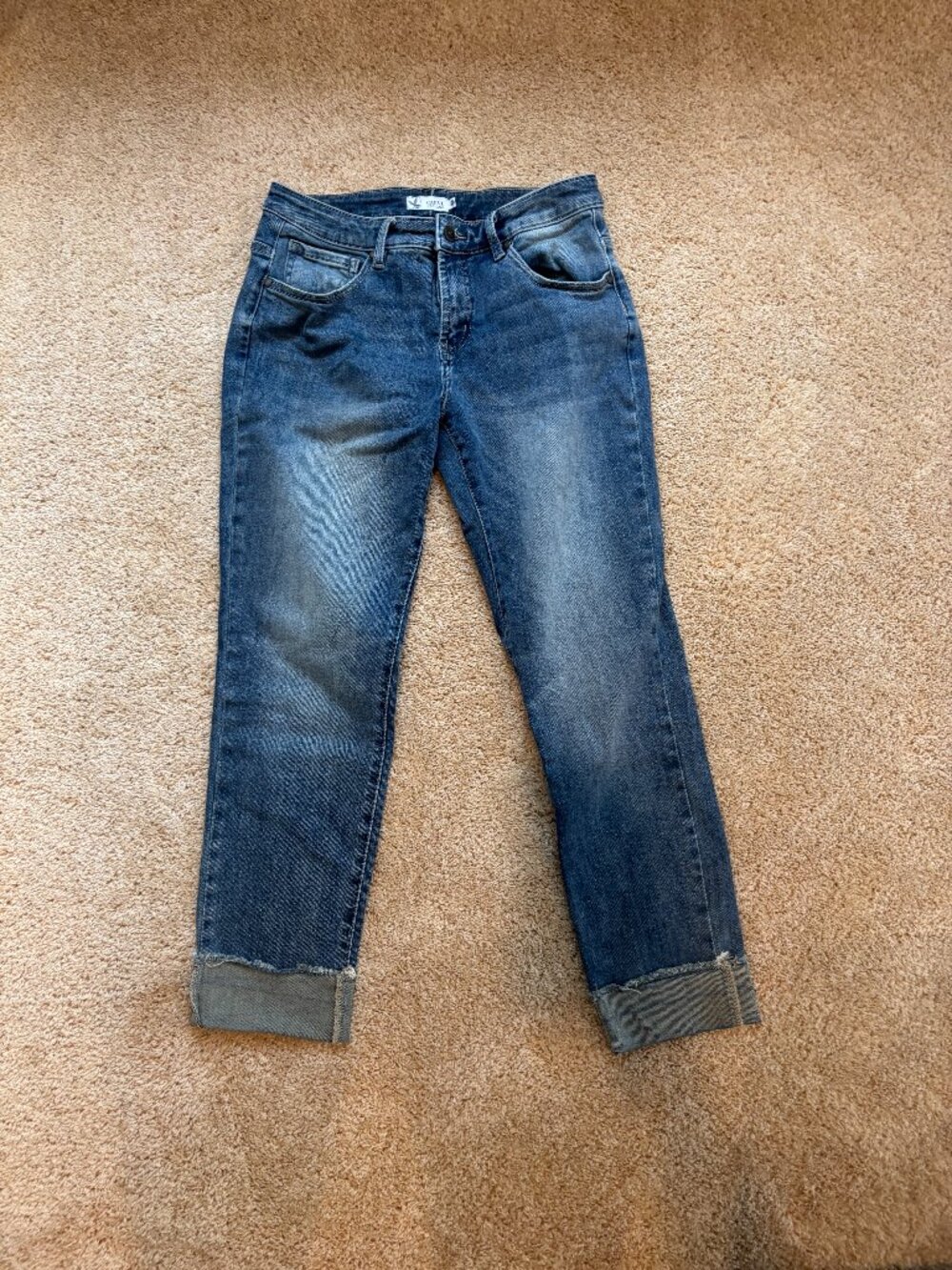 Carve Designs Relaxed Boyfriend Ankle/Cropped Jeans - Medium Blue Wash Size 6